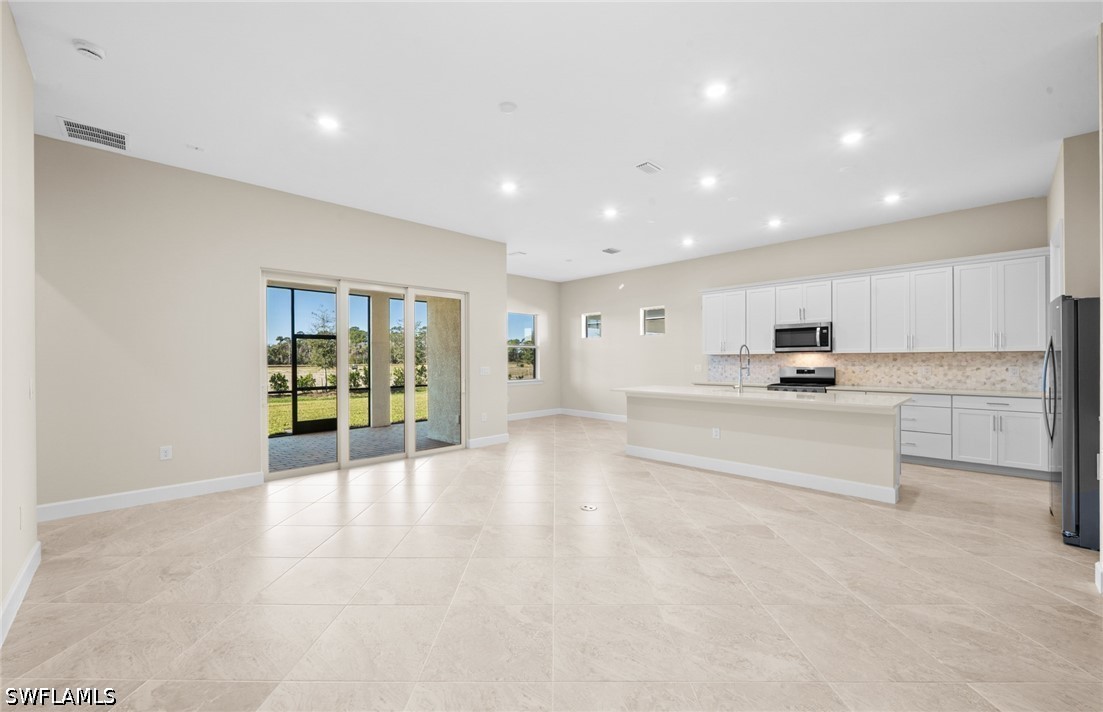 2 Bed SingleFamilyResidence for Sale in North Fort Myers, FL — photo 22