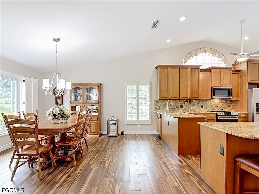 3 Bed SingleFamilyResidence for Sale in North Fort Myers, photo 22
