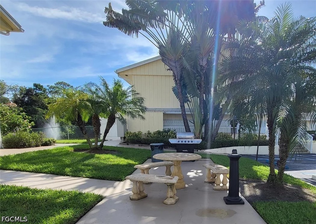 2 Bed SingleFamilyResidence for Sale in Naples, FL, $1,550 — photo 22