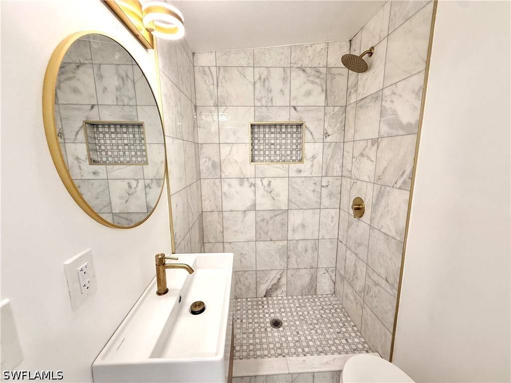 3 Bed SingleFamilyResidence for Sale in Naples, FL, $3,700 — photo 22