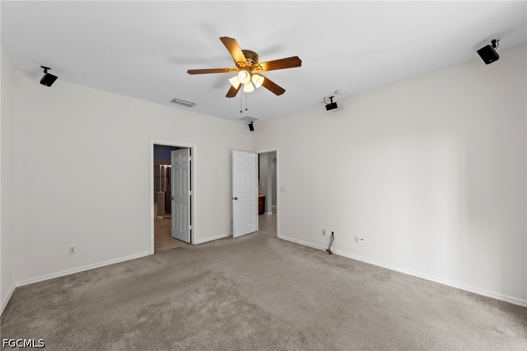 3 Bed SingleFamilyResidence for Sale in Cypress Cay, photo 22