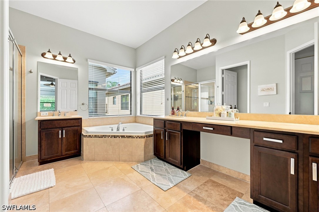 3 Bed SingleFamilyResidence for Sale in Naples, FL, $824,999 — photo 22