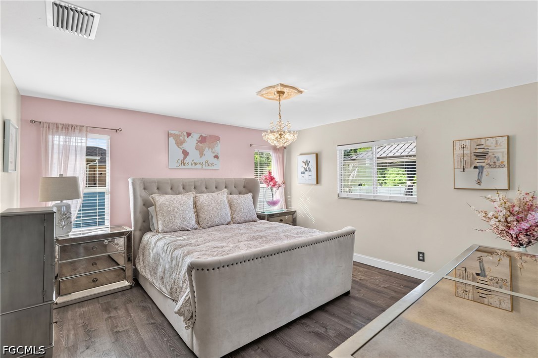 4 Bed SingleFamilyResidence for Sale in Mirror Lakes, FL — photo 22