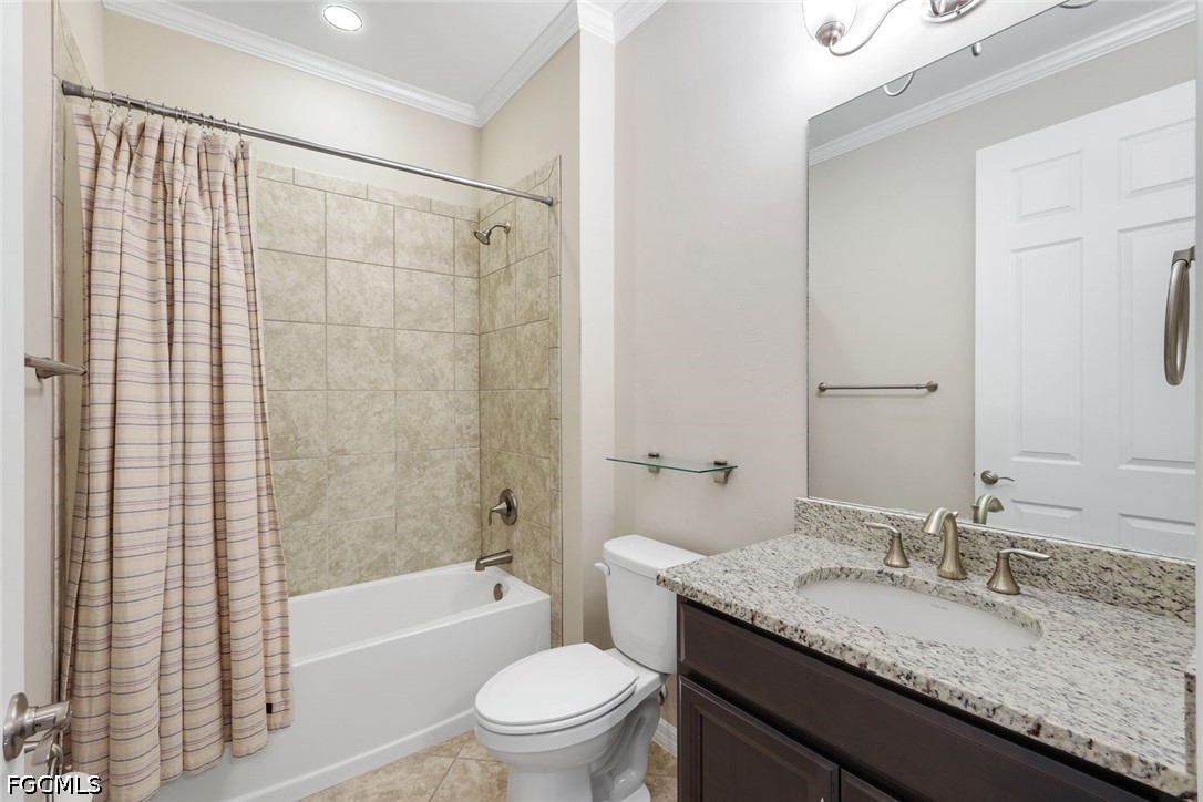 3 Bed SingleFamilyResidence for Sale in Sunset Pointe, FL — photo 22