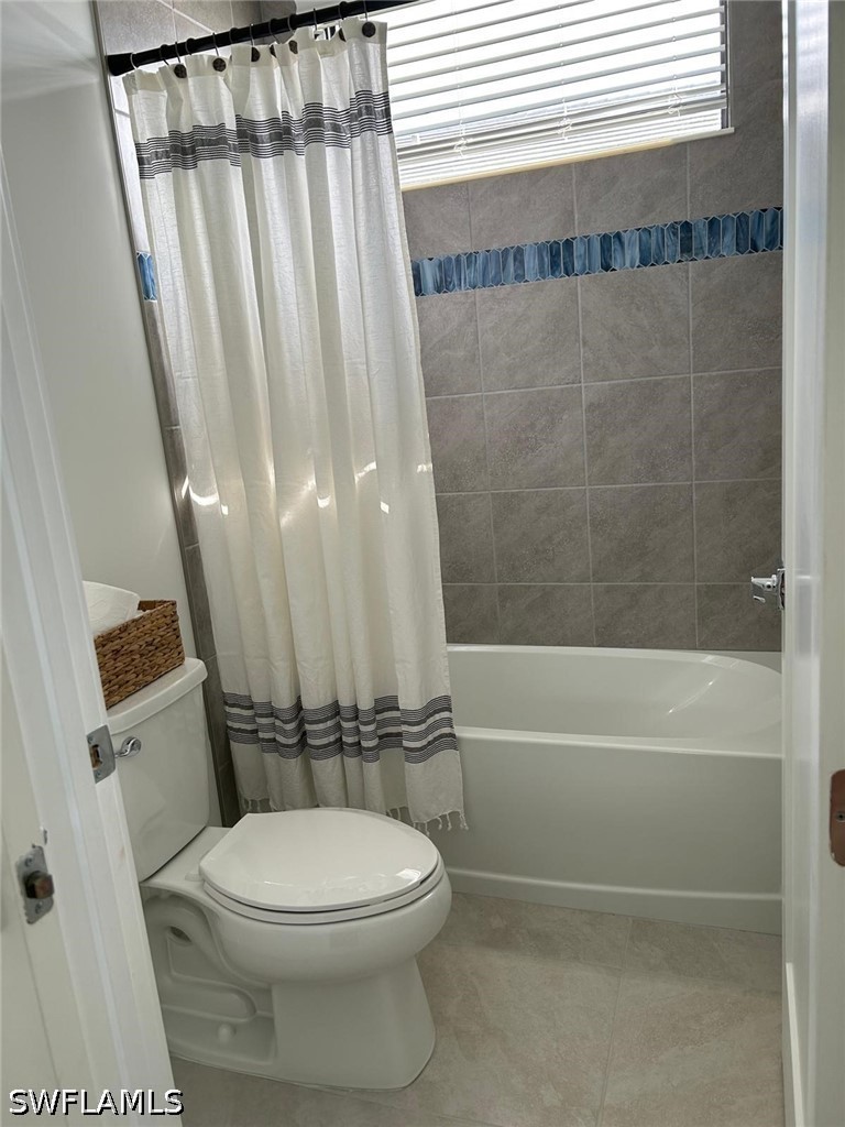 4 Bed SingleFamilyResidence for Sale in Maple Ridge, FL — photo 22