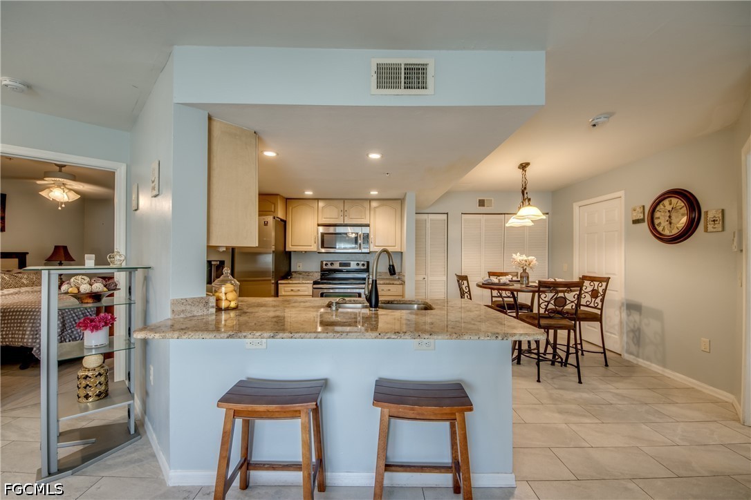 2 Bed Condominium for Sale in Coral Cove, photo 22