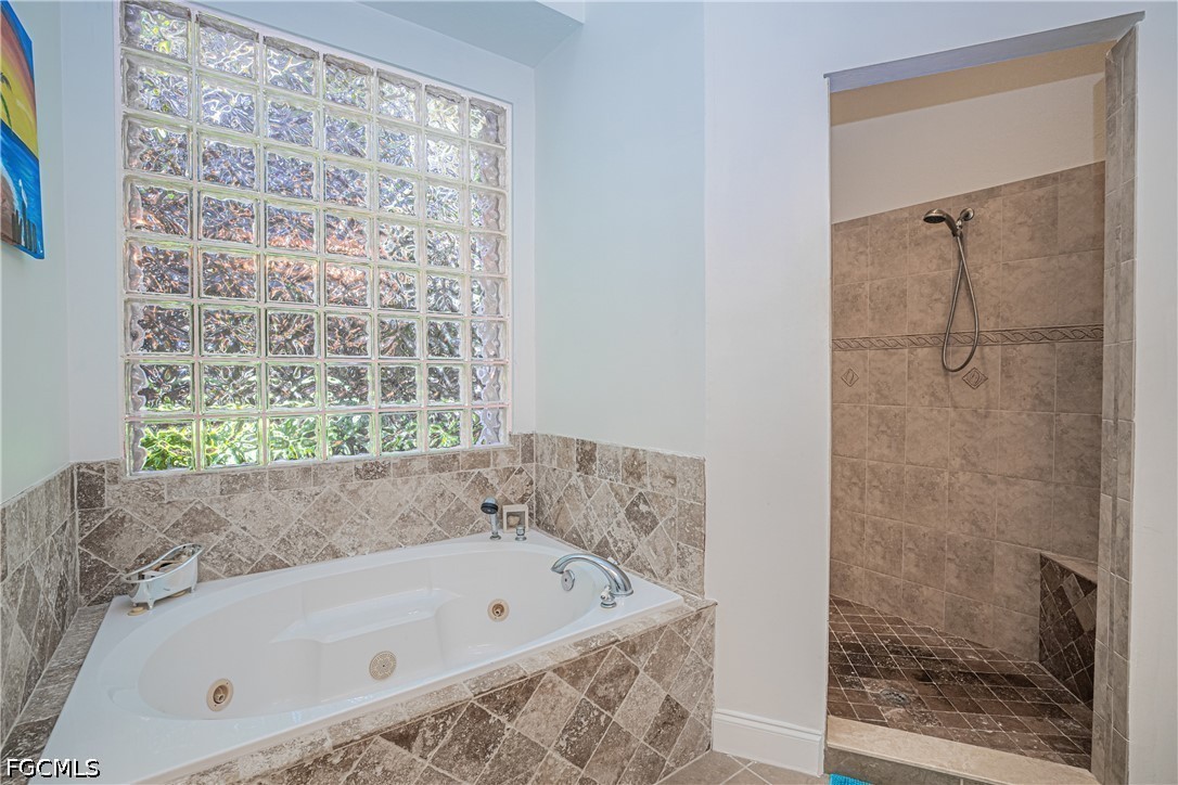 4 Bed Pool Home for Sale in Cape Coral, photo 22