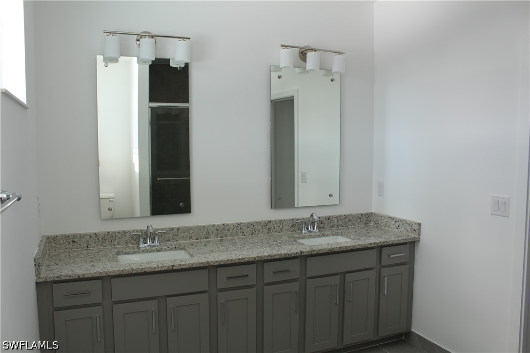 3 Bed Quadruplex for Sale in Villa Maria Condo, FL, $2,800 — photo 22