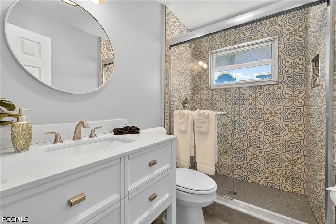 6 Bed Pool Home for Sale in Seagrape, photo 22