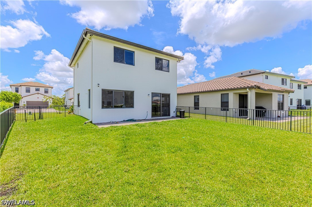 3 Bed SingleFamilyResidence for Sale in Silverwood, FL — photo 22