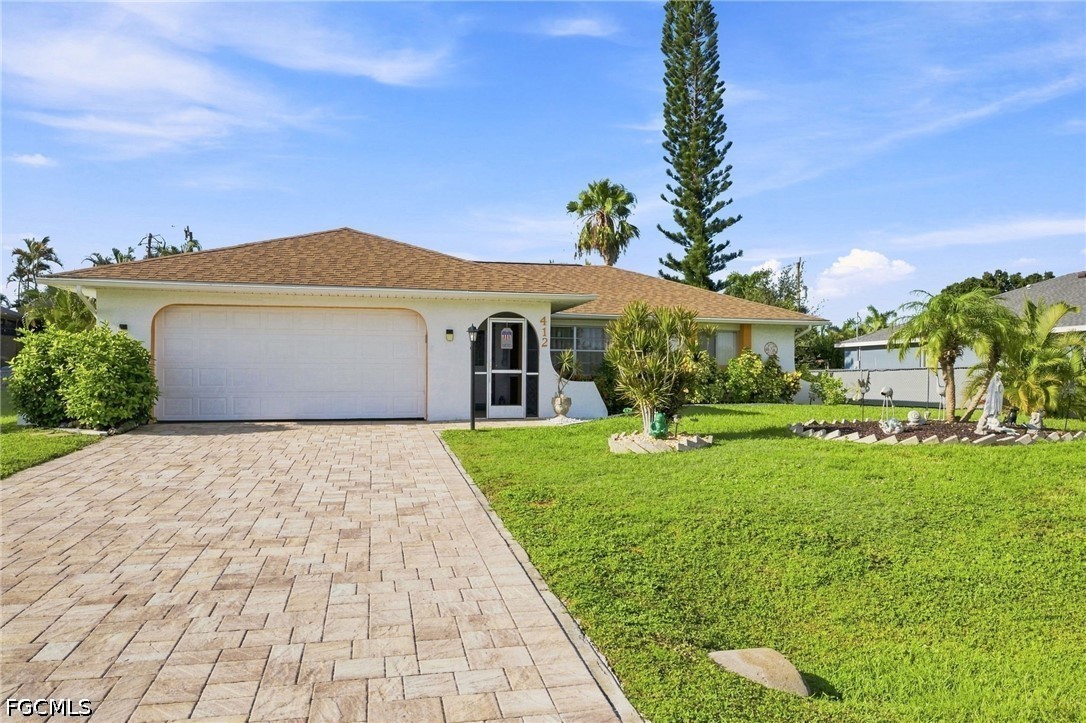 3 Bed Pool Home for Sale in Cape Coral, photo 22