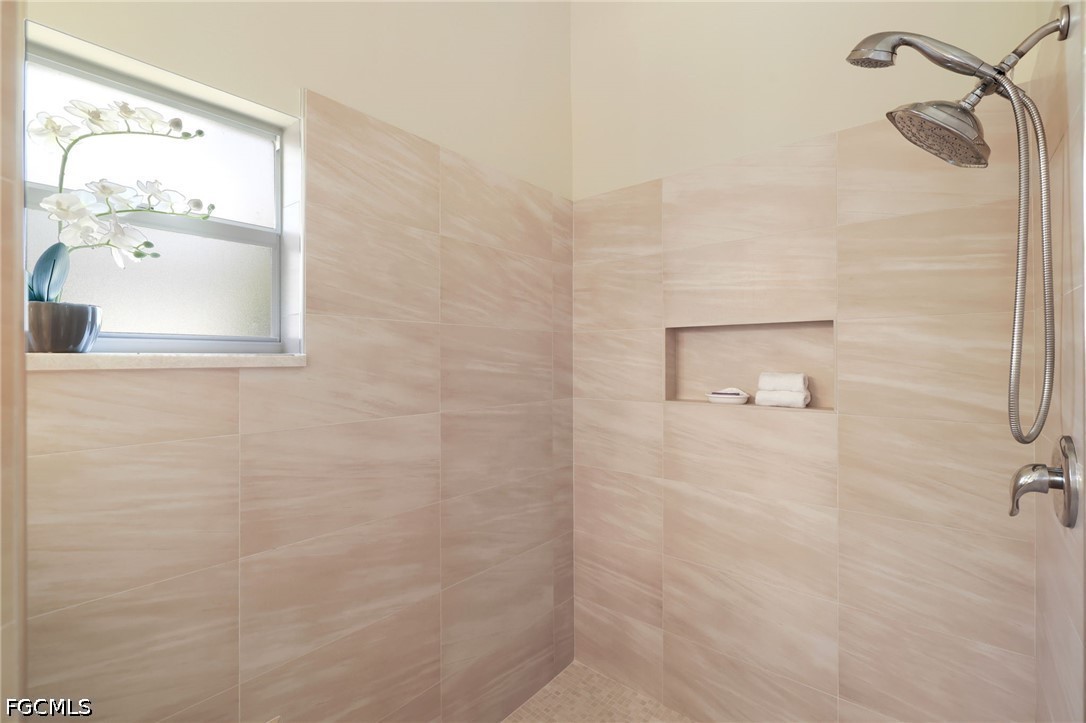 2 Bed Attached for Sale in Monterey Villas, photo 22
