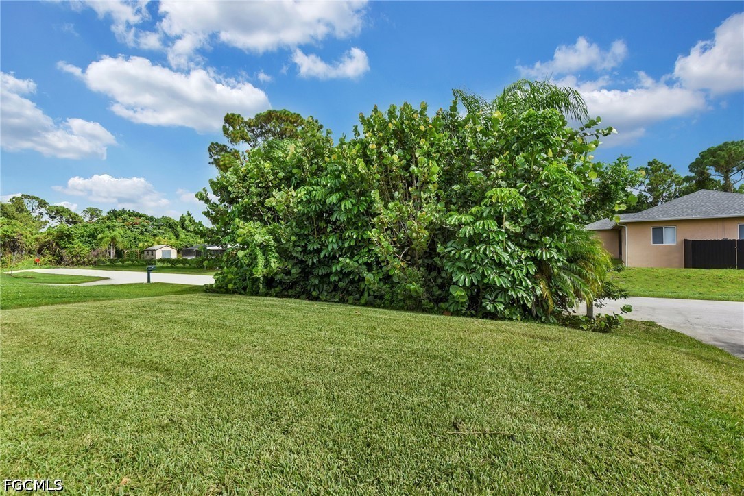 2 Bed SingleFamilyResidence for Sale in Lehigh Acres, photo 22