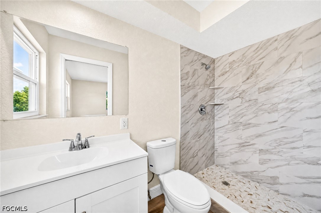 3 Bed Pool Home for Sale in Cape Coral, photo 22