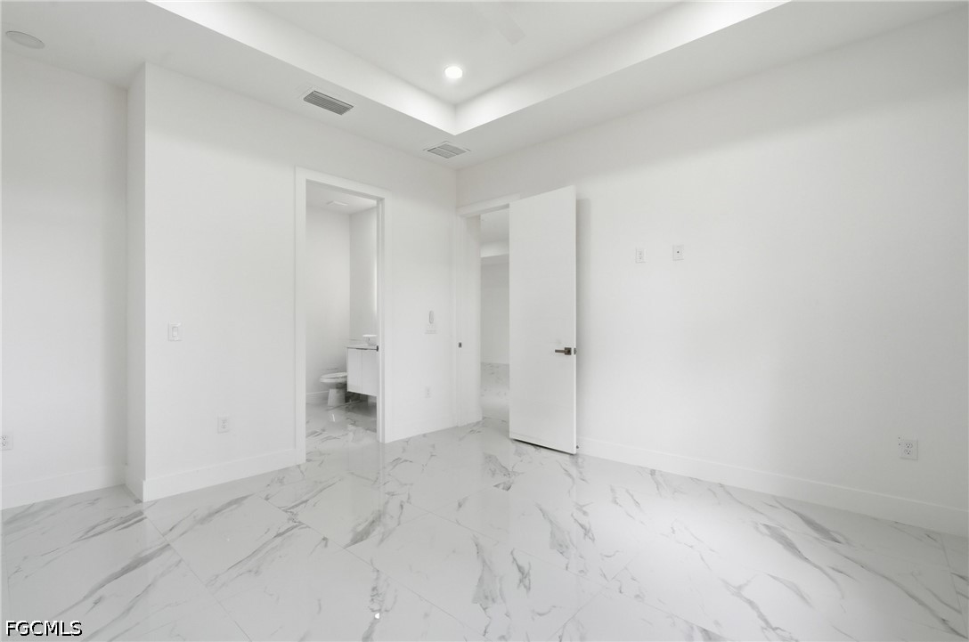 4 Bed SingleFamilyResidence for Sale in Port Labelle, photo 22