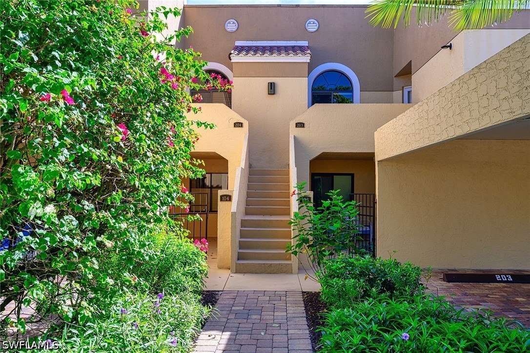 2 Bed Waterfront Home for Sale in Naples, photo 22