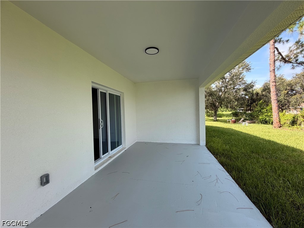 3 Bed Duplex for Sale in Lehigh Estates, photo 22