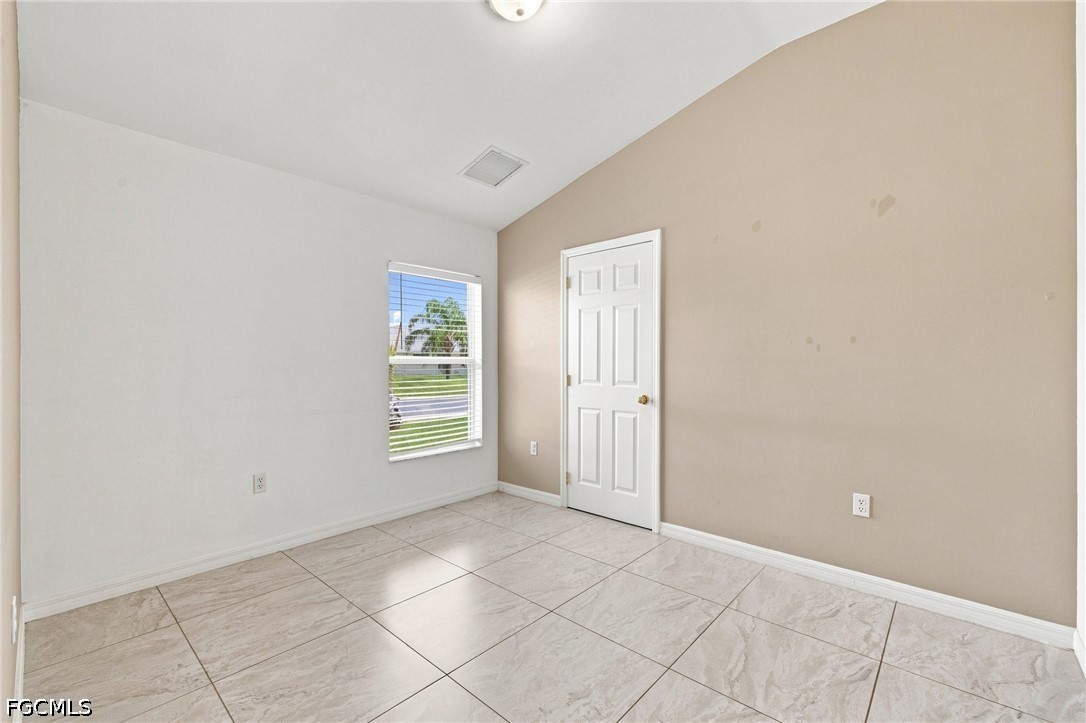 4 Bed SingleFamilyResidence for Sale in Town Lakes, photo 22