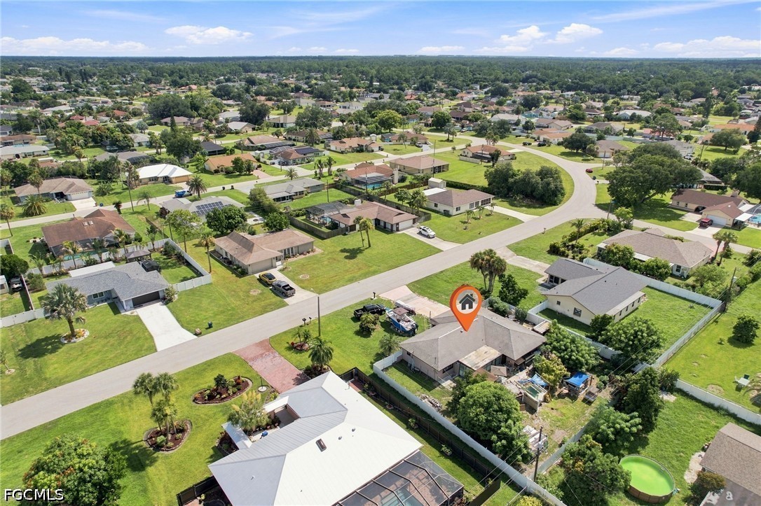 2 Bed Pool Home for Sale in Lehigh Acres, photo 22