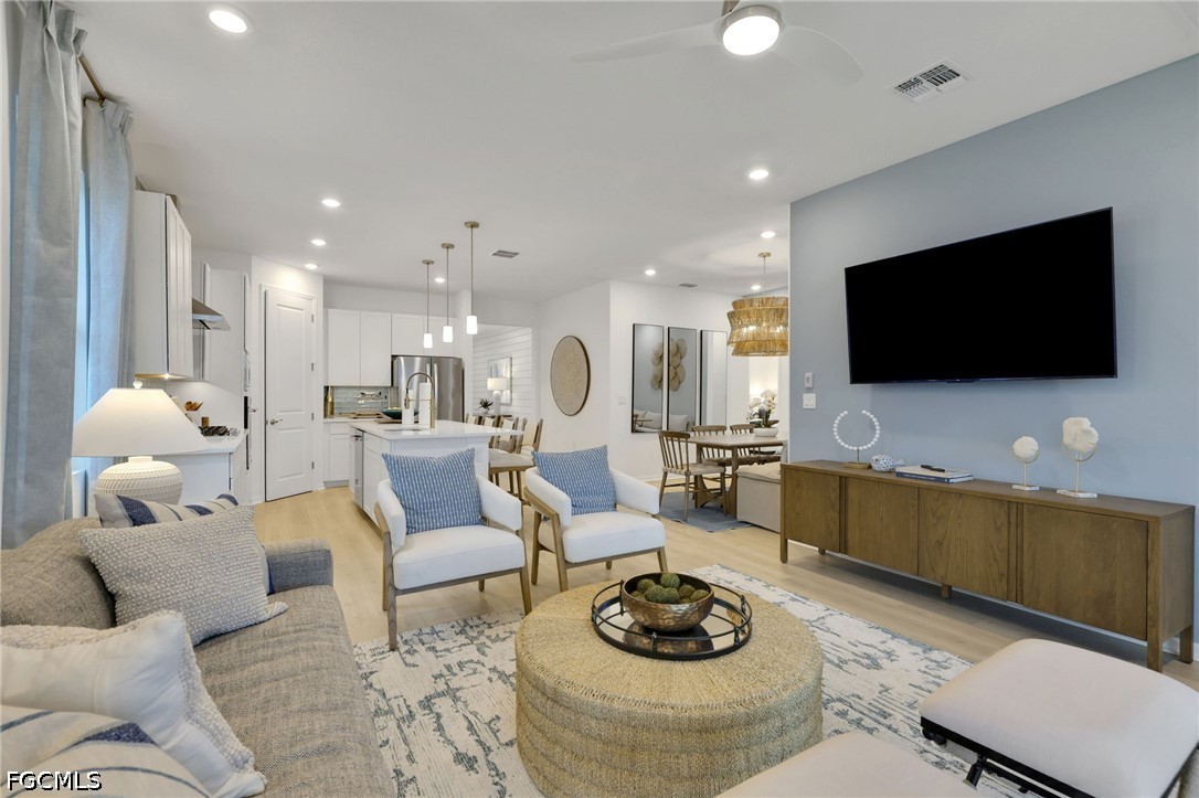 3 Bed SingleFamilyResidence for Sale in Creekside Run, photo 22