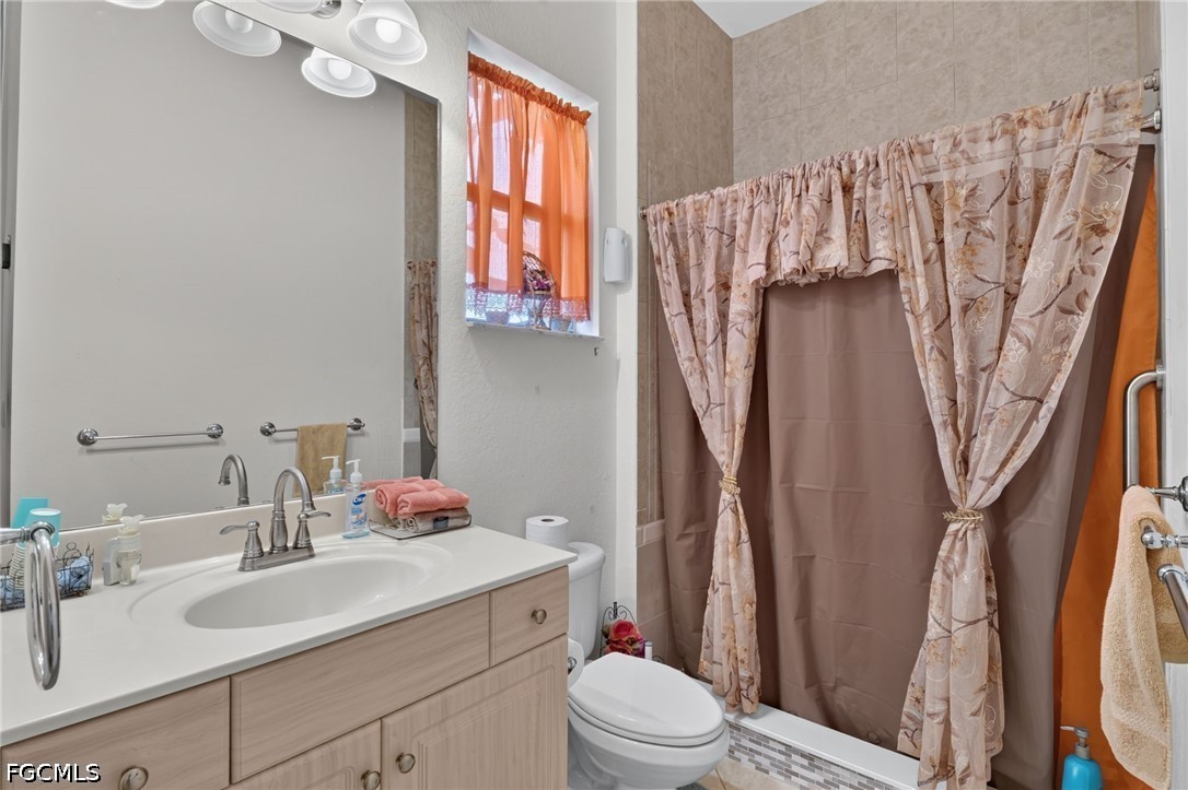 4 Bed Pool Home for Sale in Lehigh Acres, photo 22