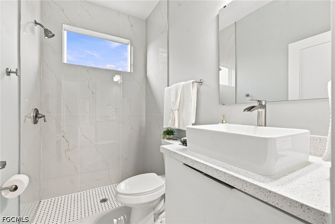 3 Bed SingleFamilyResidence for Sale in Lehigh Acres, photo 22