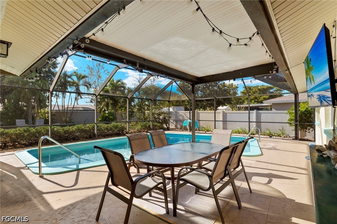 3 Bed Pool Home for Sale in Cape Coral, photo 22