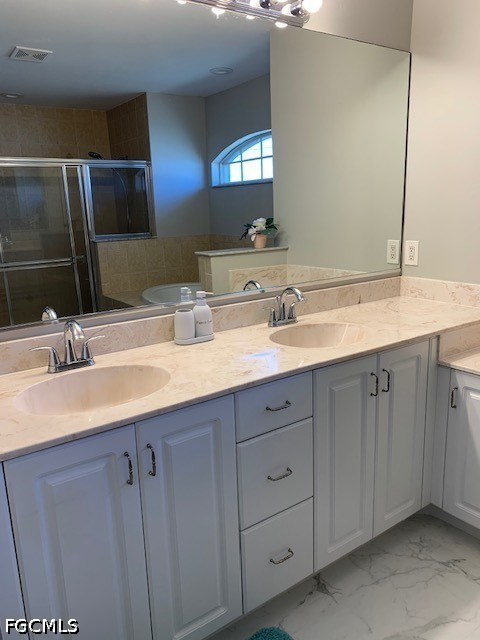 3 Bed Waterfront Home for Sale in Cape Coral, photo 22