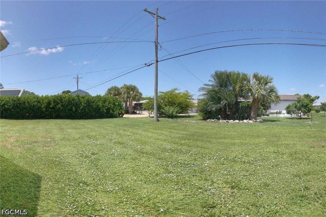3 Bed SingleFamilyResidence for Sale in Cape Coral, photo 22