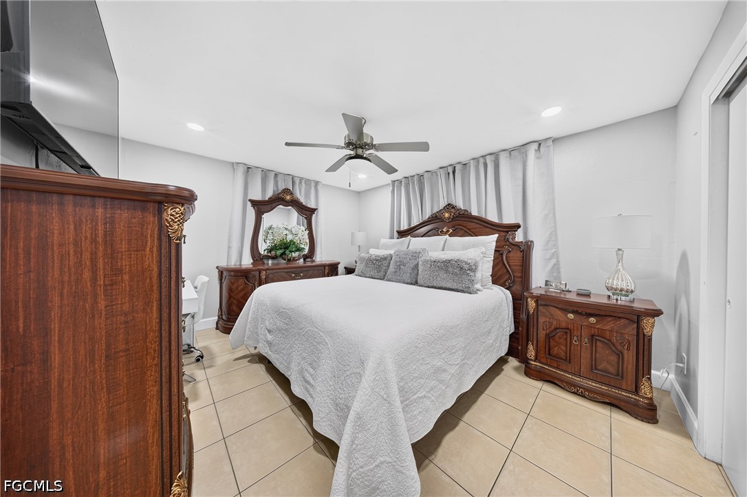 3 Bed Duplex for Sale in Cape Coral, photo 22