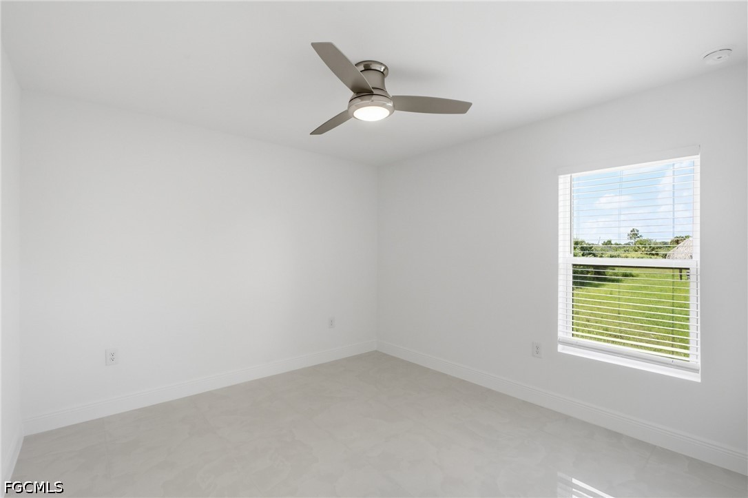 3 Bed SingleFamilyResidence for Sale in Lehigh Acres, photo 22