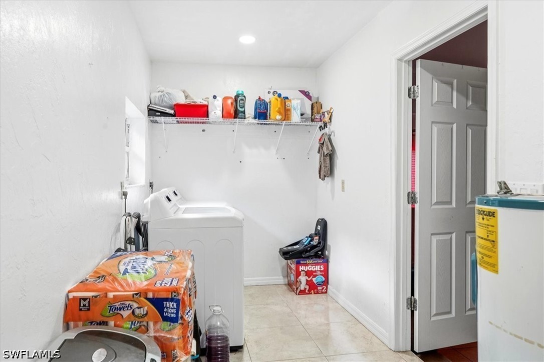 3 Bed SingleFamilyResidence for Sale in Naples, photo 22