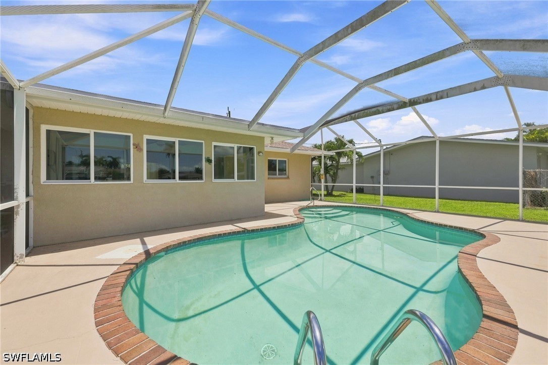 2 Bed Pool Home for Sale in Cape Coral, photo 22