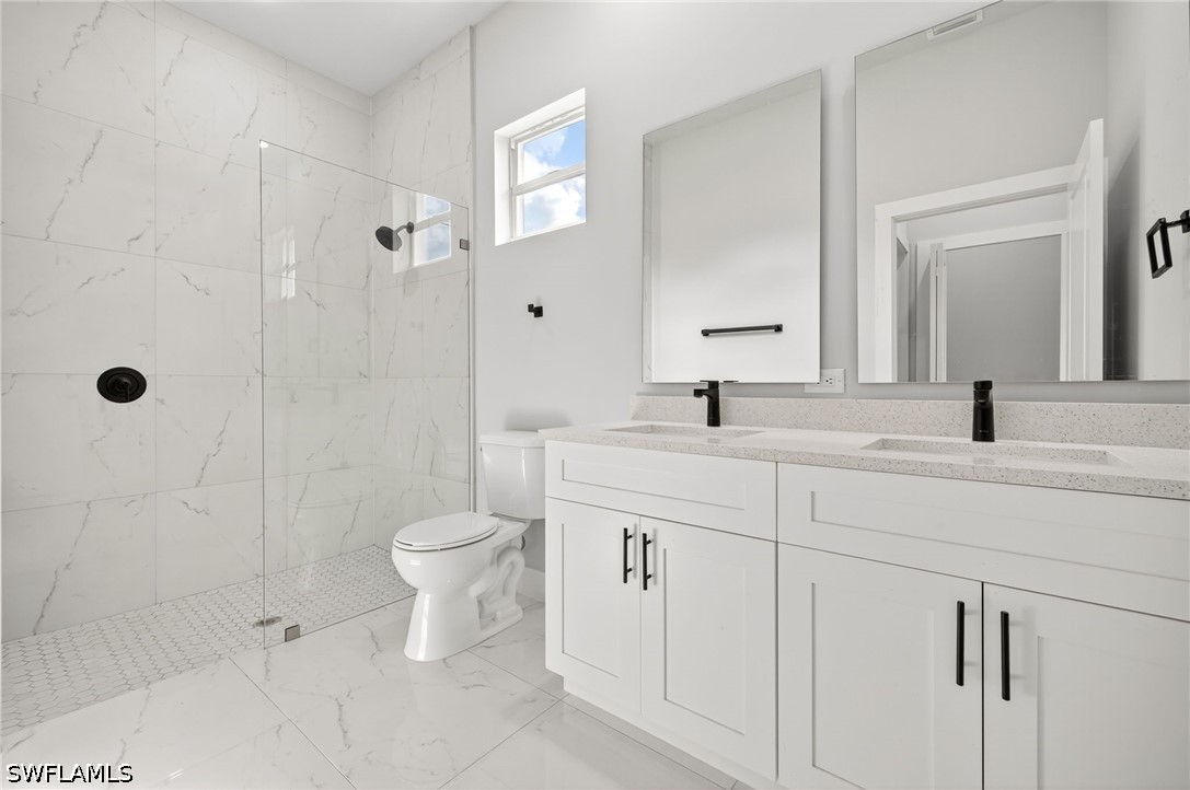 4 Bed SingleFamilyResidence for Sale in Lehigh Acres, photo 22