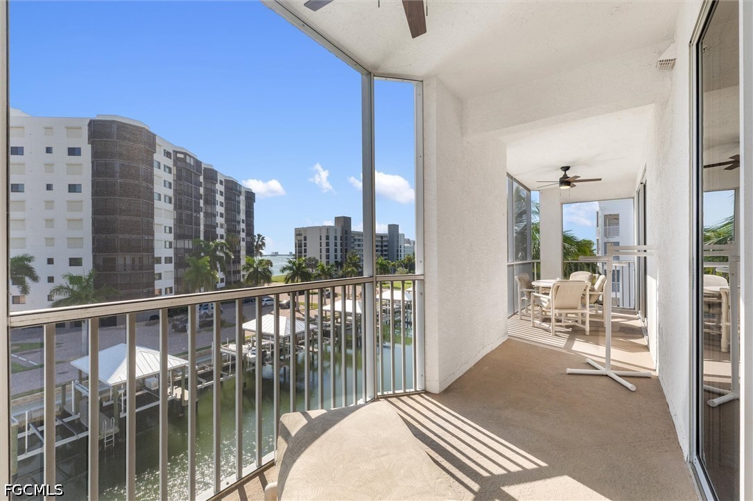 2 Bed Waterfront Home for Sale in Casa Marina, photo 22