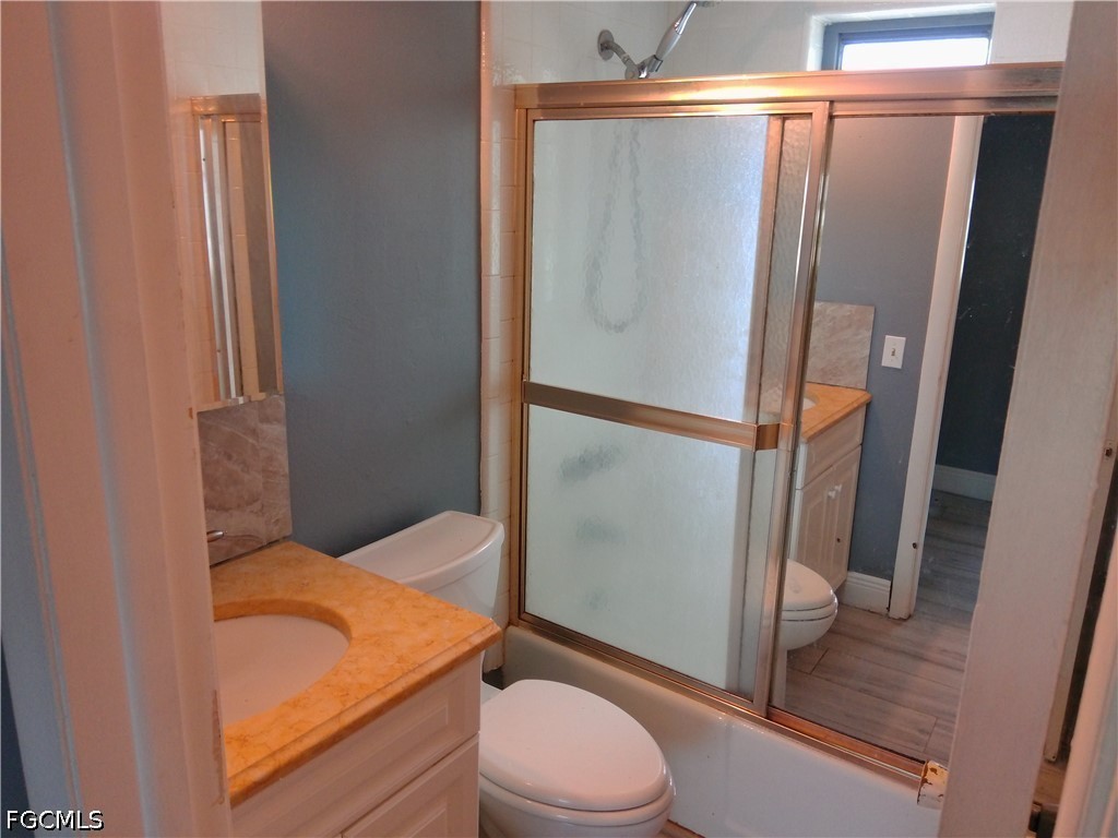 2 Bed Waterfront Home for Sale in Tropic Isles, photo 22