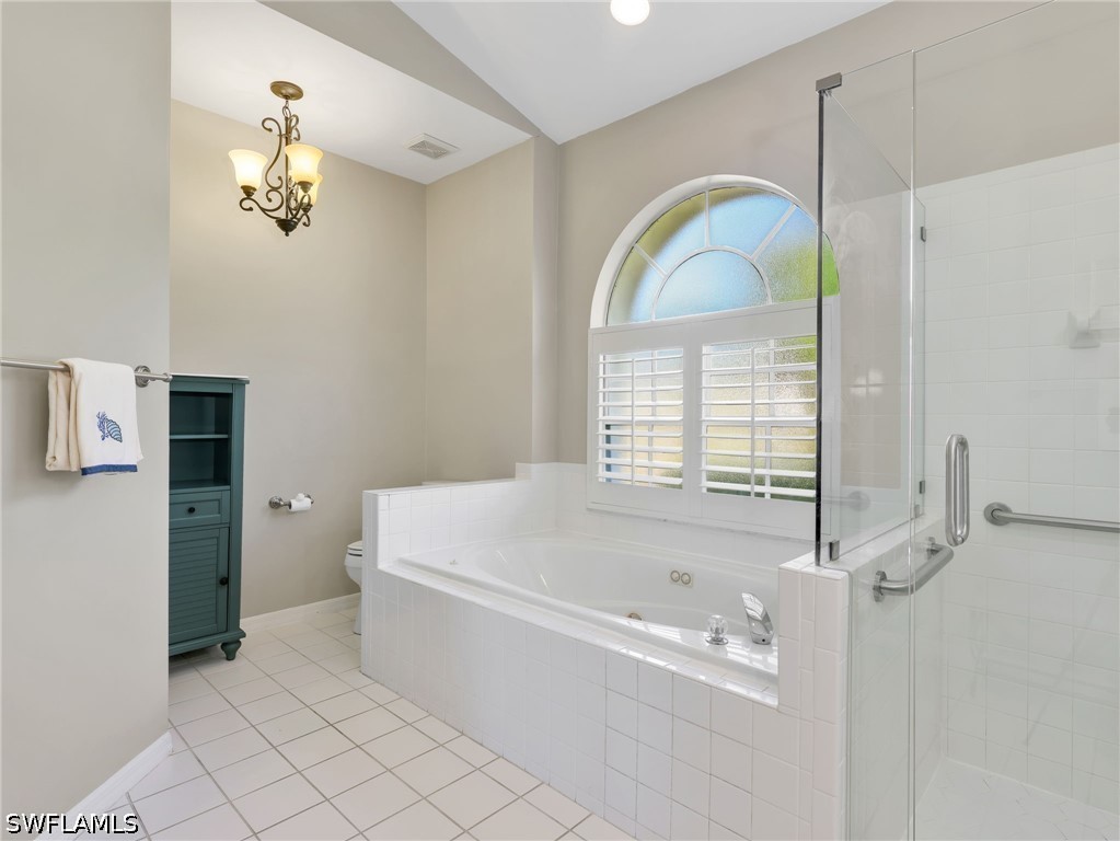 3 Bed SingleFamilyResidence for Sale in Naples, photo 22
