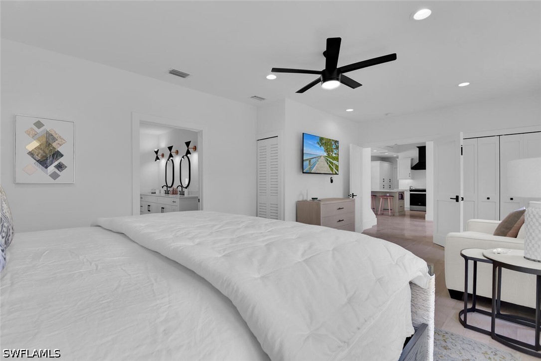 5 Bed Pool Home for Sale in Moorings, photo 22