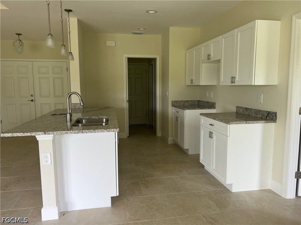 3 Bed SingleFamilyResidence for Sale in Lehigh Acres, photo 22