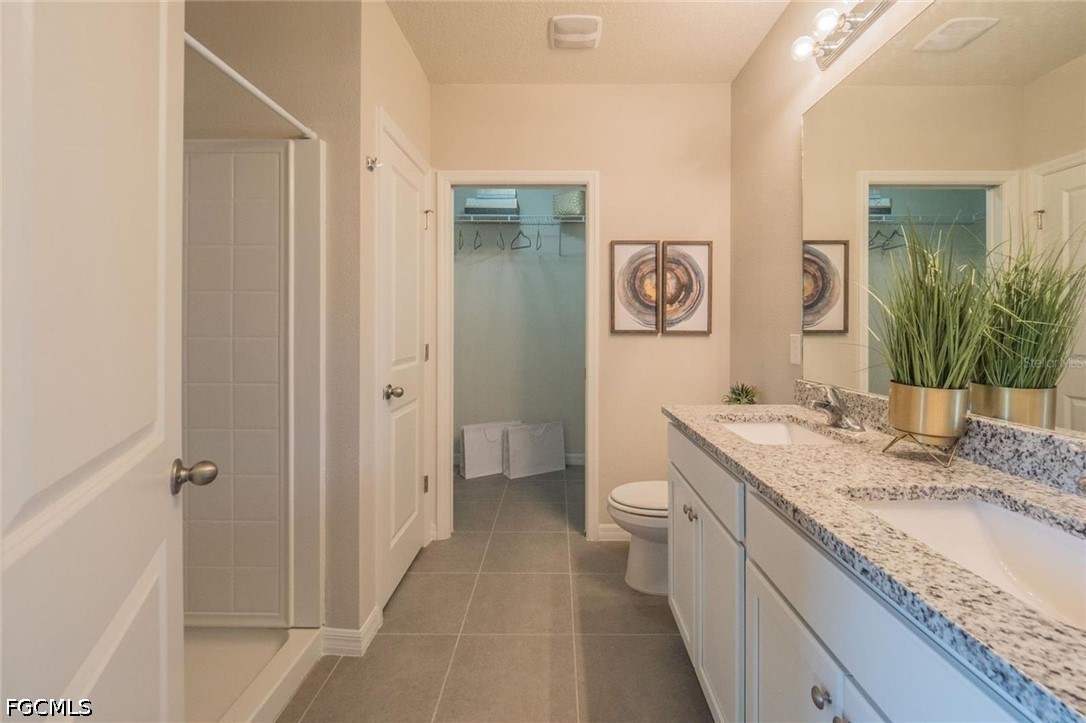 4 Bed SingleFamilyResidence for Sale in Cape Coral, photo 22