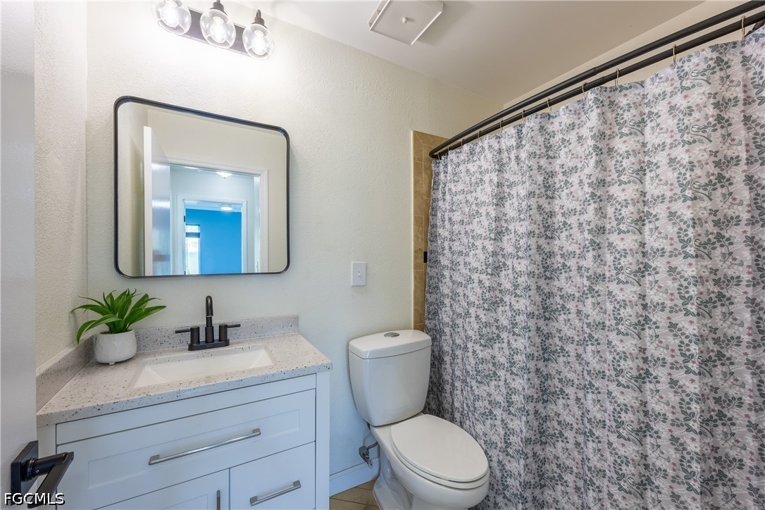 2 Bed Waterfront Home for Sale in Port Charlotte, photo 22