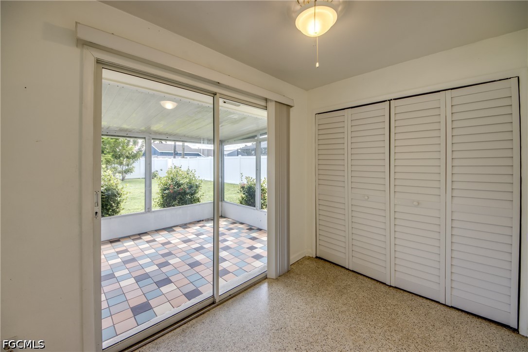 2 Bed SingleFamilyResidence for Sale in Cape Coral, photo 22