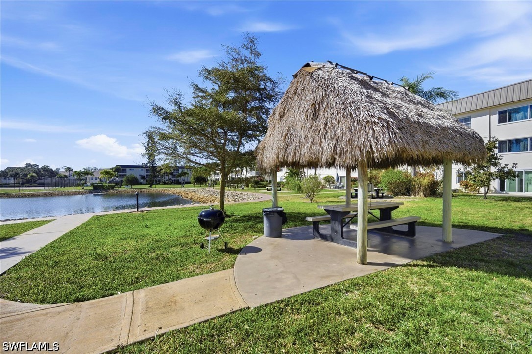 2 Bed Waterfront Home for Sale in Naples, photo 22