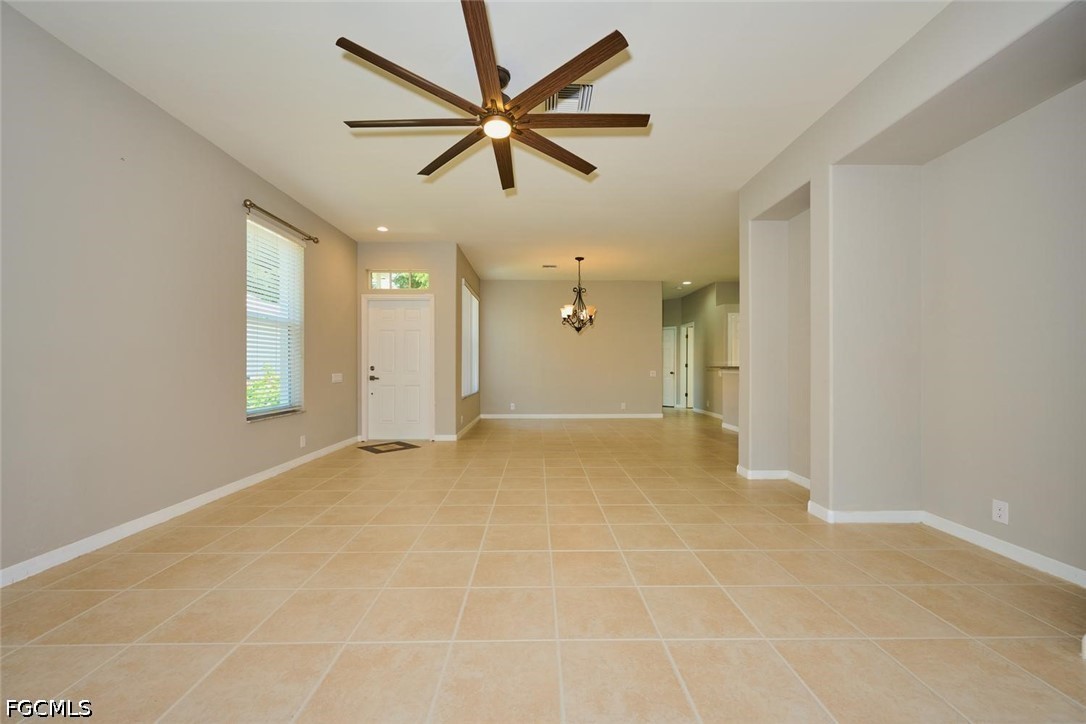 2 Bed Waterfront Home for Sale in Fort Myers, photo 22