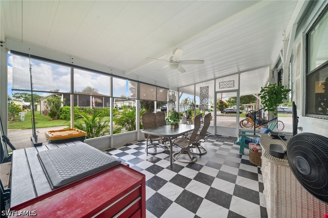 2 Bed ManufacturedHome for Sale in Naples, photo 22