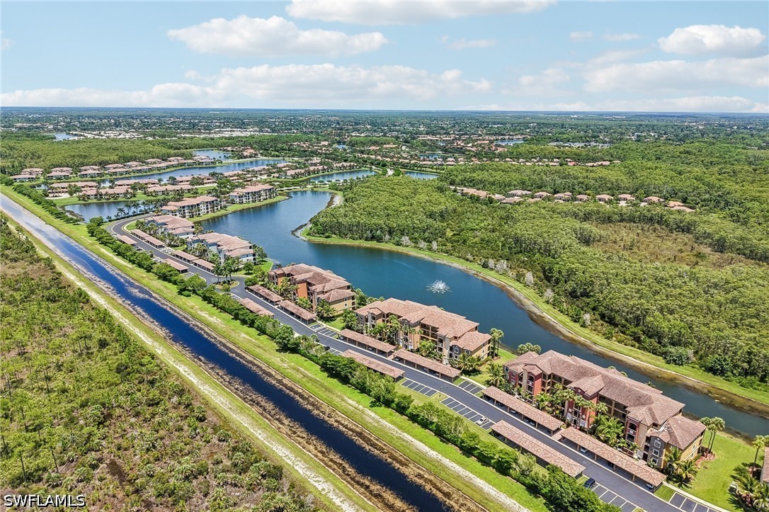 2 Bed Waterfront Home for Sale in Trevi, photo 22