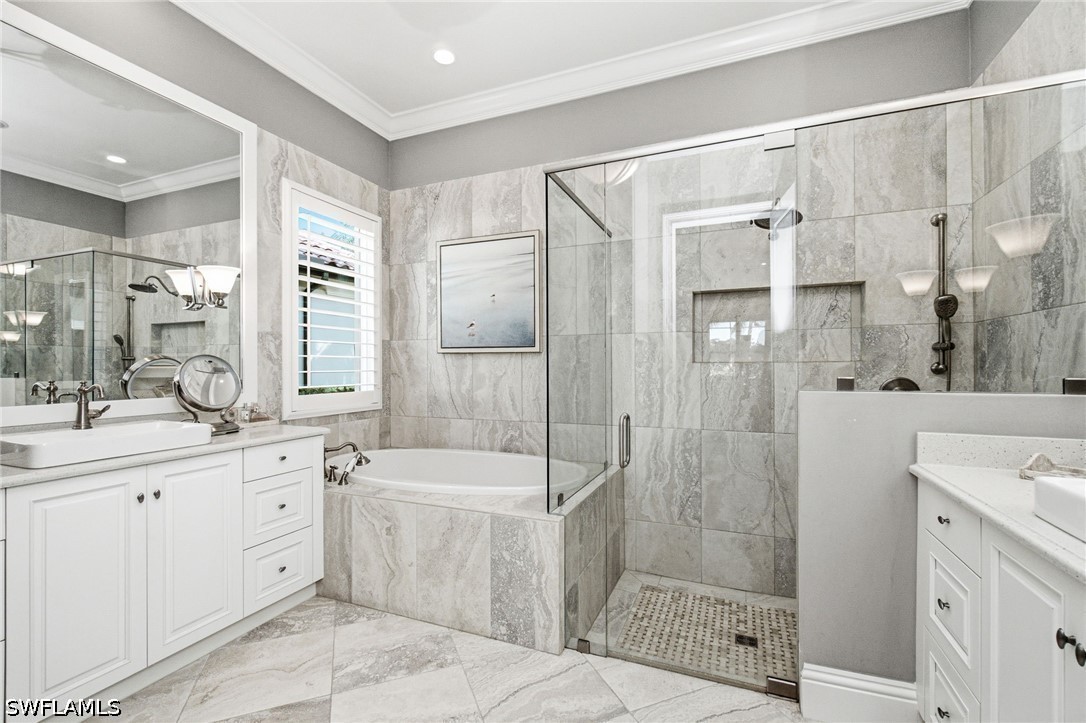 3 Bed Pool Home for Sale in Cabreo, photo 22