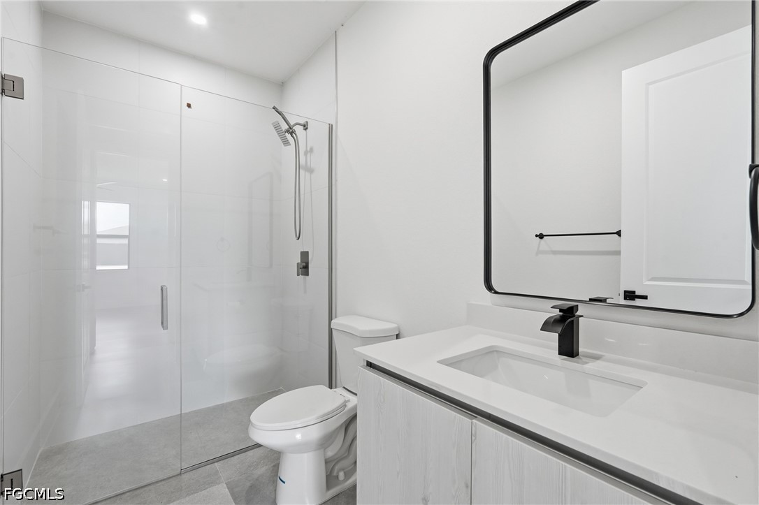 3 Bed SingleFamilyResidence for Sale in Cape Coral, photo 22