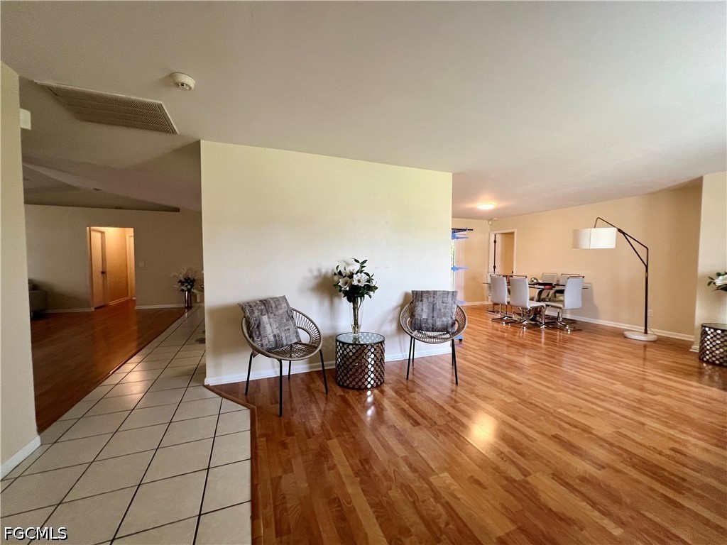 3 Bed SingleFamilyResidence for Sale in Cape Coral, photo 22