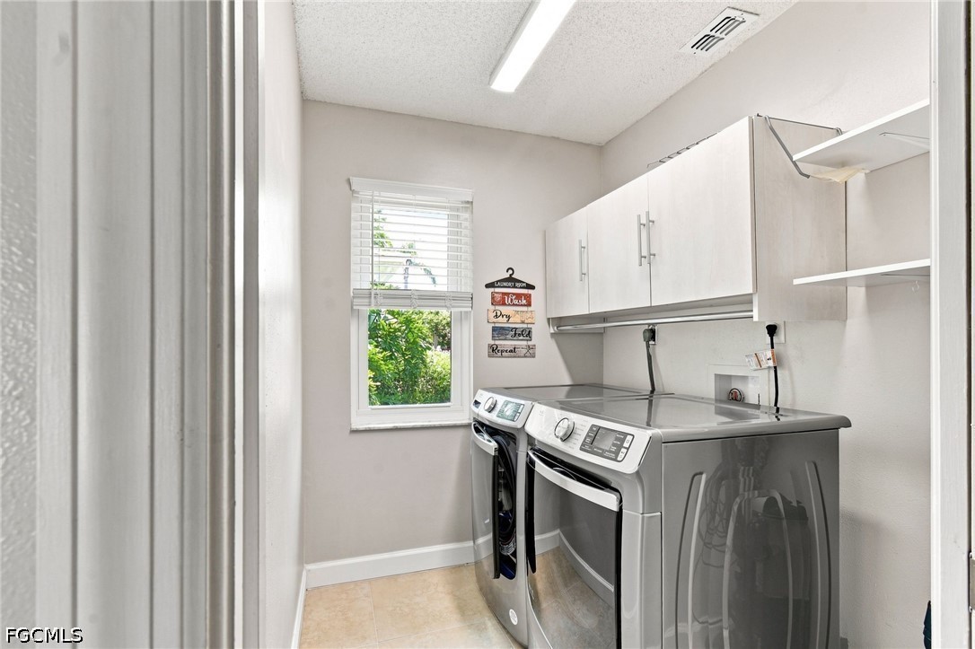 3 Bed Pool Home for Sale in Cape Coral, photo 22
